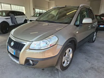 Usata Fiat Sedici 107 CV (78 kW) 2007 Beige SUV