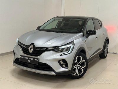Usata Renault Captur Rive Gauche 145 CV (106 kW) 2022 Grigio SUV
