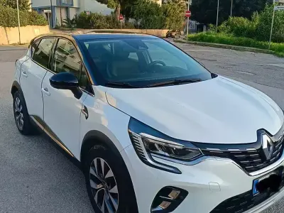Gebraucht Renault Captur 95 PS (69 kW) 2020 SUV