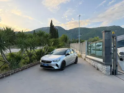 Usata Opel Corsa Elegance 75 CV (55 kW) 2023 Utilitaria