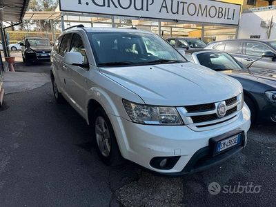 Usata Fiat Freemont Lounge 170 CV (125 kW) 2012 Argento SUV