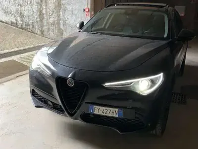Usata Alfa Romeo Stelvio Tech Edition 209 CV (153 kW) 2019 Nero SUV