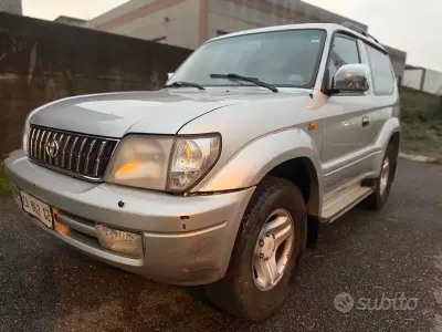 Gebraucht Toyota Land Cruiser 163 PS (119 kW) 2001 Grau SUV