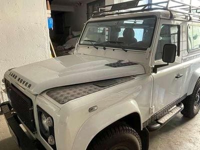 Occasion Land Rover Defender SE 122 ch (89 kW) 2011 Blanc Break