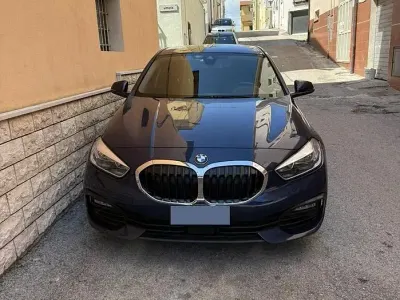 Usata BMW 116 116 CV (85 kW) 2020 Blu Utilitaria
