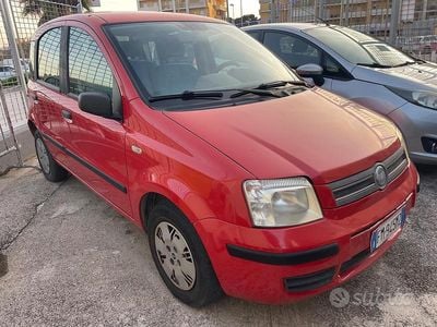 Usata Fiat Panda Dynamic 54 CV (39 kW) 2006 Rosso Berlina