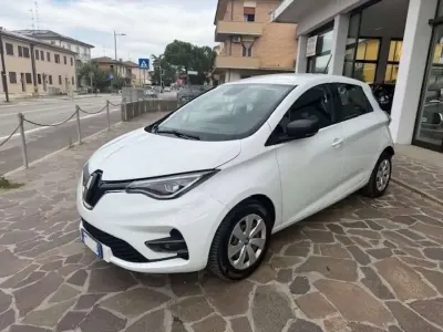 Usata Renault Zoe Life 50 kW (69 CV) 2022 Bianco Utilitaria