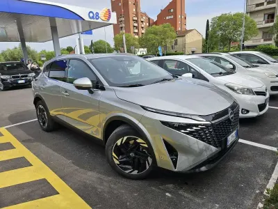 Usata Nissan Qashqai +2 N-Connecta 190 CV (139 kW) 2024 Argento SUV