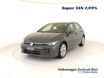 Usata VW Golf VIII Style 150 CV (110 kW) 2025 Grigio Berlina