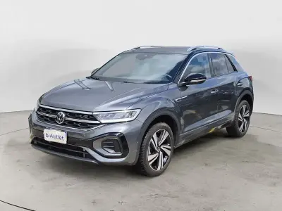 Usata VW T-Roc R-line 150 CV (110 kW) 2024 Grigio SUV