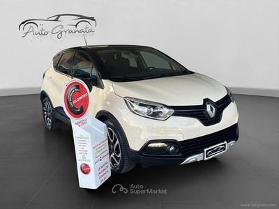 Usata Renault Captur 90 CV (66 kW) 2016 Argento SUV