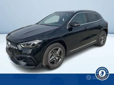 Usata Mercedes GLA200 AMG line 150 CV (110 kW) 2025 Nero SUV