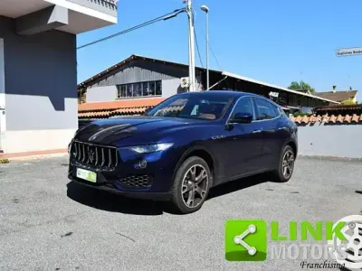 Usata Maserati Levante GranLusso 275 CV (202 kW) 2018 Blu SUV