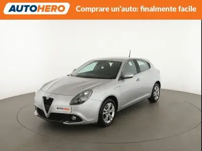 Usata Alfa Romeo Giulietta Super 120 CV (88 kW) 2017 Argento Utilitaria
