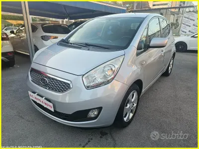 Usata Kia Venga 90 CV (66 kW) 2010 Nero Utilitaria