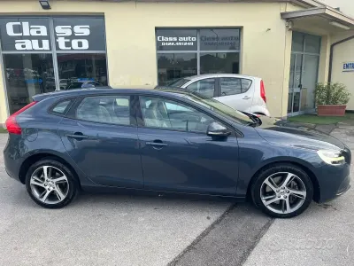 Brugt Volvo V40 Business Edition 120 HK (88 kW) 2017 Grå Sedan