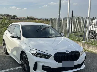 Usata BMW 118 M Sport 150 CV (110 kW) 2022 Bianco Berlina