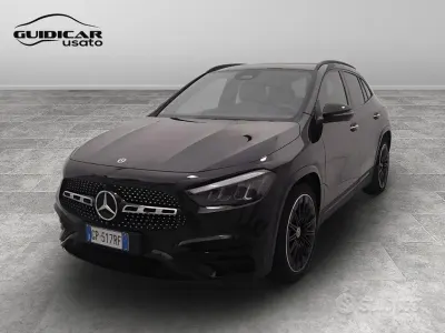 Usata Mercedes GLA180 Advanced Plus 116 CV (85 kW) 2023 Nero SUV