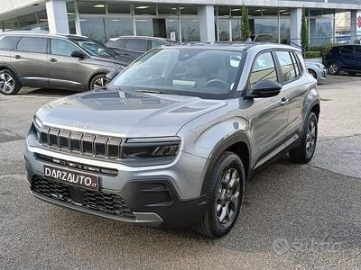 Nuova Jeep Avenger Longitude 100 CV (73 kW) 2025 Grigio SUV
