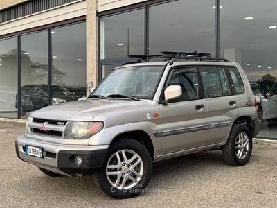 Usata Mitsubishi Pajero 129 CV (94 kW) 2002 Argento SUV
