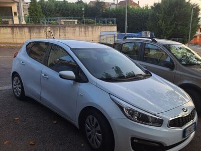 usata Kia Ceed 1.6 GDI unicopropietario