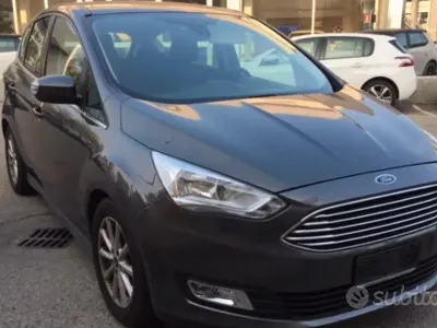 Usata Ford C-MAX Titanium 120 CV (88 kW) 2017 Monovolume