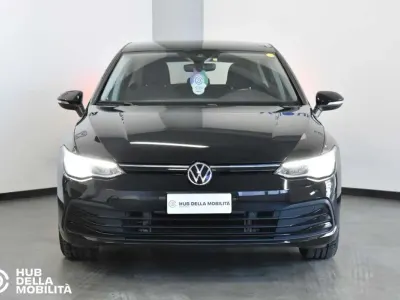 Usata VW Golf VIII Life 110 CV (80 kW) 2021 Nero Berlina