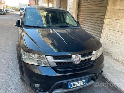 Usata Fiat Freemont 170 CV (125 kW) 2011 Nero SUV