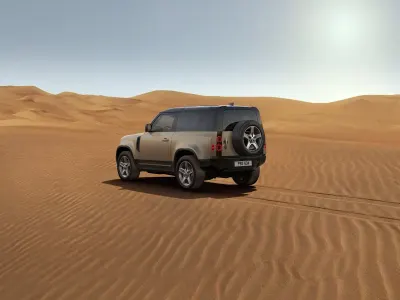 Käytetty Land Rover Defender SE Dynamic 249 HP (183 kW) 2023 Gondwana stone gloss Katumaasturi