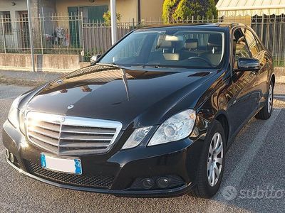 Mercedes E200