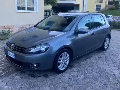 Usata VW Golf VI 140 CV (102 kW) 2009 Grigio Utilitaria