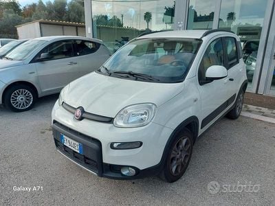 Usata Fiat Panda Trekking 85 CV (62 kW) 2015 Bianco Berlina