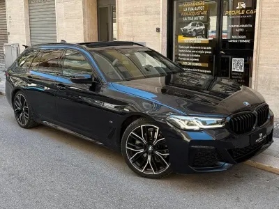 Usata BMW 520 M Sport 190 CV (139 kW) 2022 Nero Station wagon