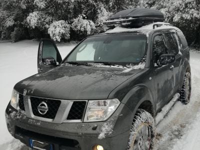 Usata Nissan Pathfinder 171 CV (125 kW) 2007 Verde SUV