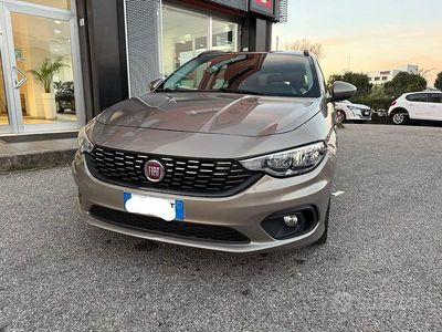 Grigio Usata 2017 Fiat Tipo Easy Station wagon | 9500 € (Buon prezzo)