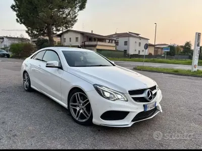 Usata Mercedes E220 184 CV (135 kW) 2017 Bianco Coupé