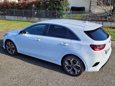 Usata Kia Ceed 136 CV (100 kW) 2018 Bianco Utilitaria