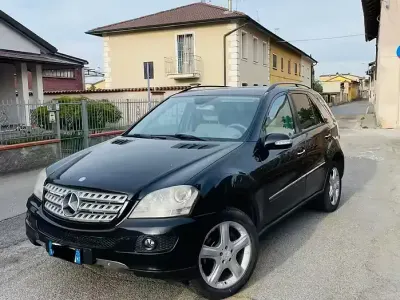 Begagnad Mercedes ML280 190 HK (139 kW) 2006 Svart SUV