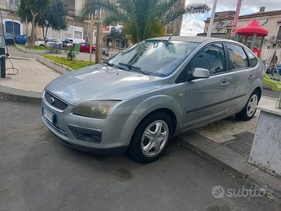 Usata Ford Focus 120 CV (88 kW) 2008 Grigio Berlina