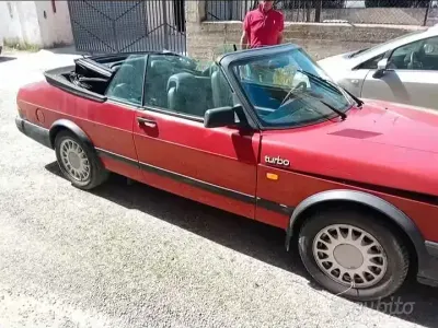 Usata Saab 900 Cabriolet 174 CV (127 kW) 1988 Rosso Cabrio