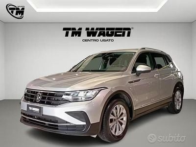 Usata VW Tiguan Life 150 CV (110 kW) 2023 Argento SUV