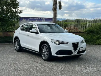 Usata Alfa Romeo Stelvio 190 CV (139 kW) 2022 Bianco SUV