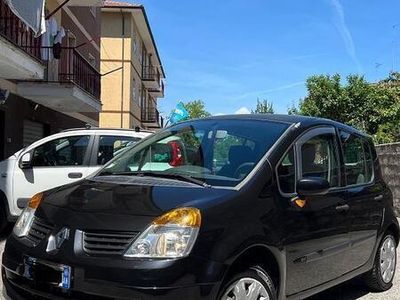 Usata Renault Modus 75 CV (55 kW) 2005 Monovolume