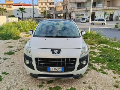 Usata Peugeot 3008 Outdoor 163 CV (119 kW) 2010 Bianco Station wagon