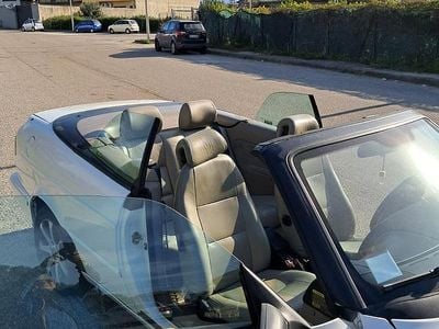 Usata Saab 900 126 CV (92 kW) 1995 Bianco Utilitaria