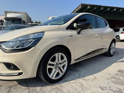 Usata Renault Clio IV 75 CV (55 kW) 2018 Beige Berlina