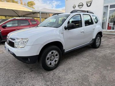 Usata Dacia Duster Lauréate 107 CV (78 kW) 2011 Bianco SUV