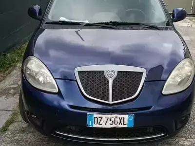 Usata Lancia Ypsilon 60 CV (44 kW) 2009 Utilitaria