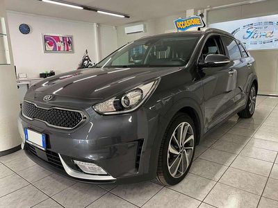 Usata Kia Niro Urban 105 CV (77 kW) 2020 Grigio SUV