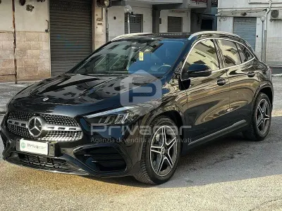 Usata Mercedes GLA180 AMG Line Premium Plus 116 CV (85 kW) 2024 Nero SUV